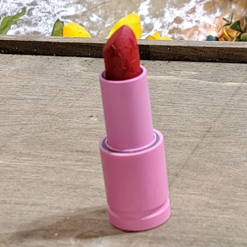 NIB Jeffree Star Velvet Trap Red Affair